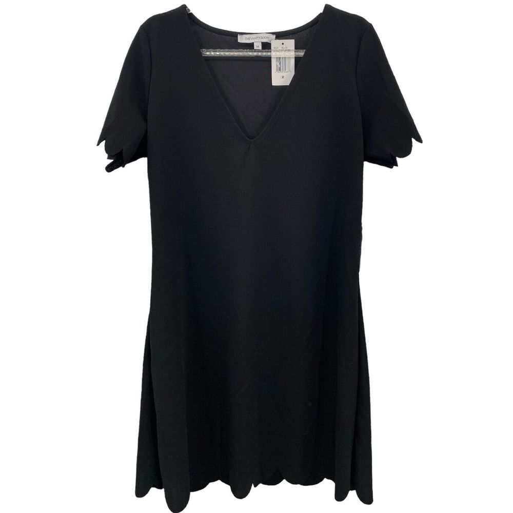 The Vanity Room NWT Black Womens USA Size Medium M Scalloped Shift Dress